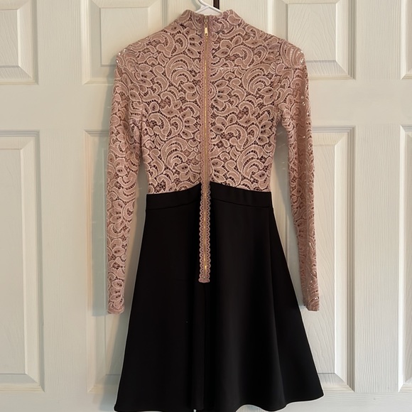 Classy girls dress - Picture 2 of 8